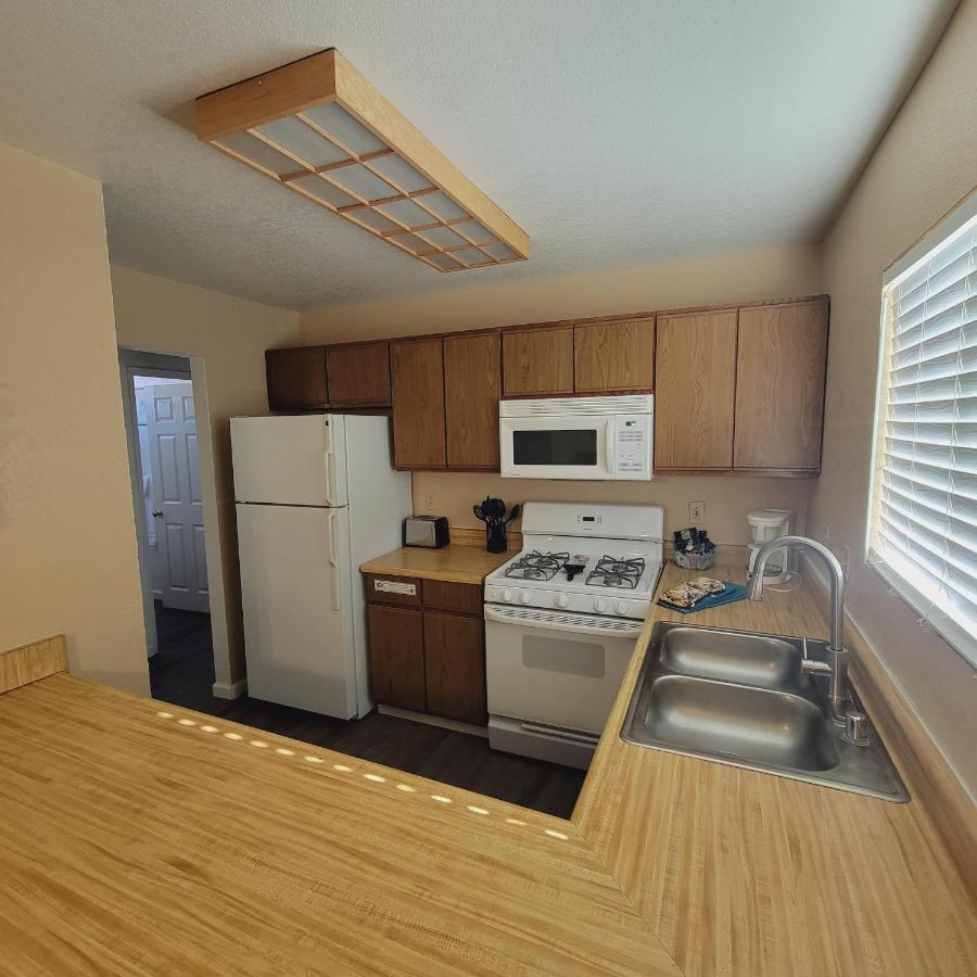 Sunnyvale Garden Suites - Joshua Tree National Park Туэнтинайн-Палмс Экстерьер фото