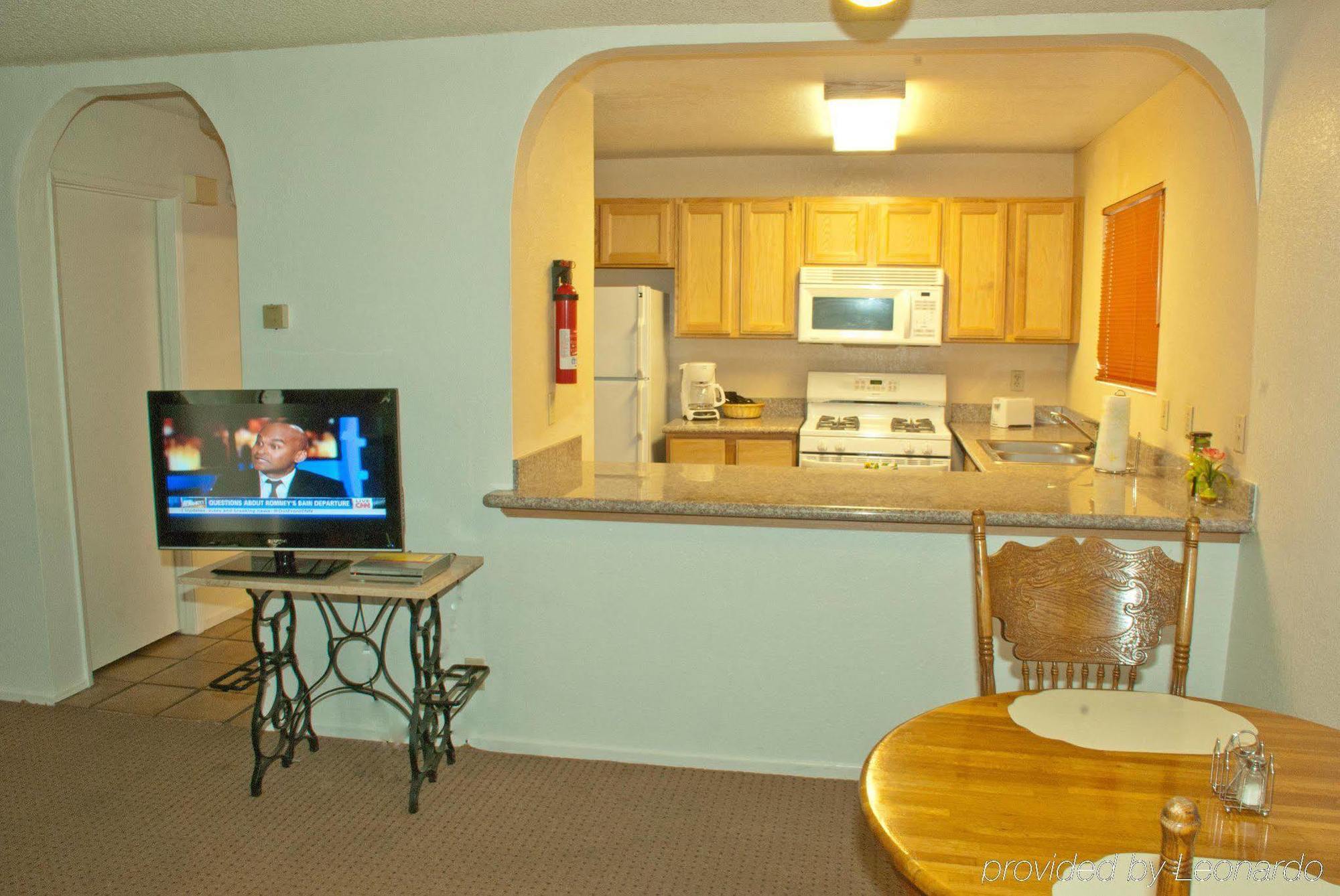 Sunnyvale Garden Suites - Joshua Tree National Park Туэнтинайн-Палмс Экстерьер фото