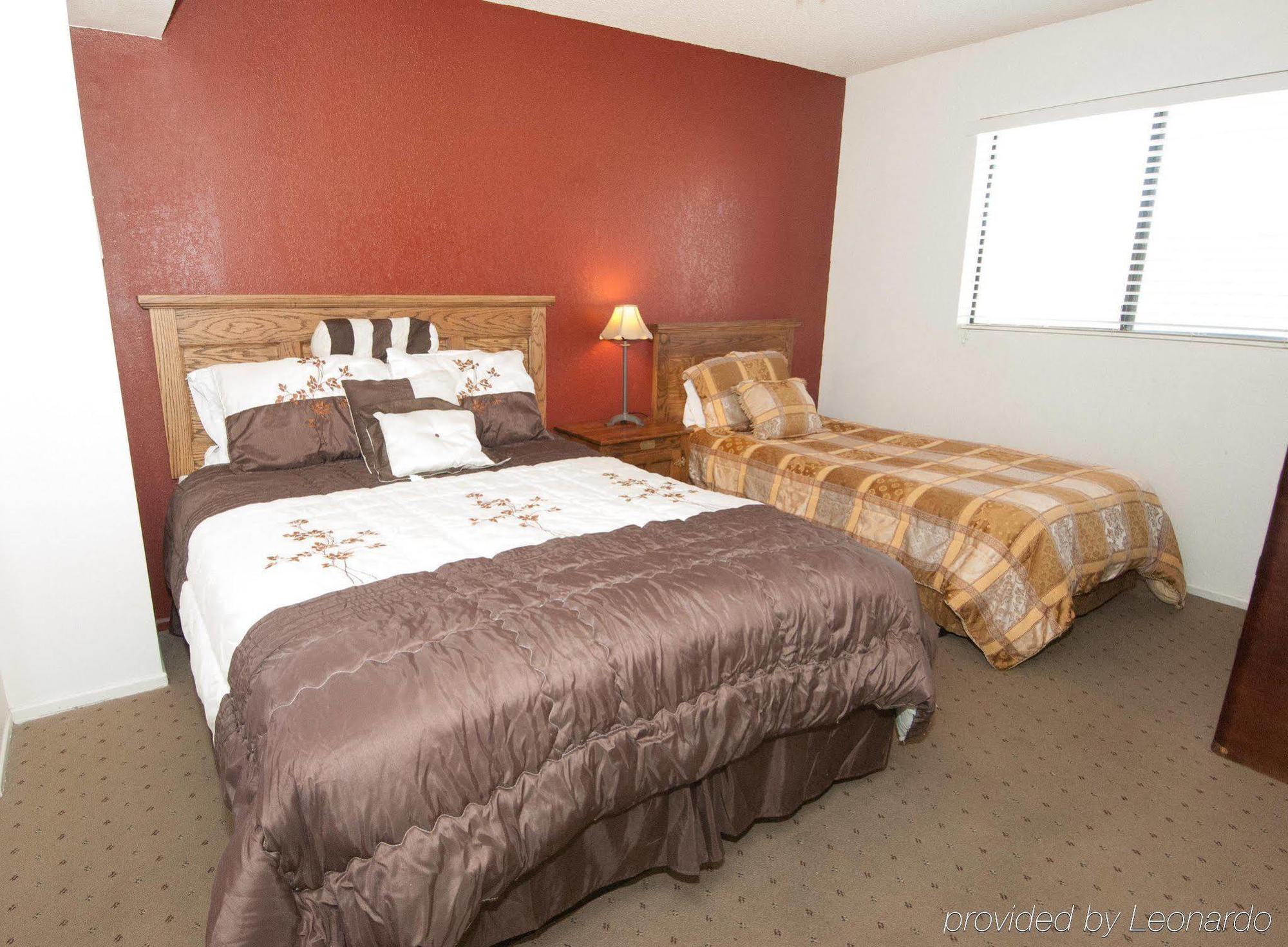 Sunnyvale Garden Suites - Joshua Tree National Park Туэнтинайн-Палмс Экстерьер фото