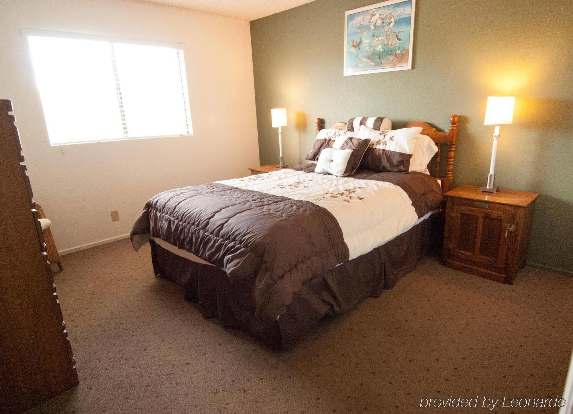 Sunnyvale Garden Suites - Joshua Tree National Park Туэнтинайн-Палмс Экстерьер фото