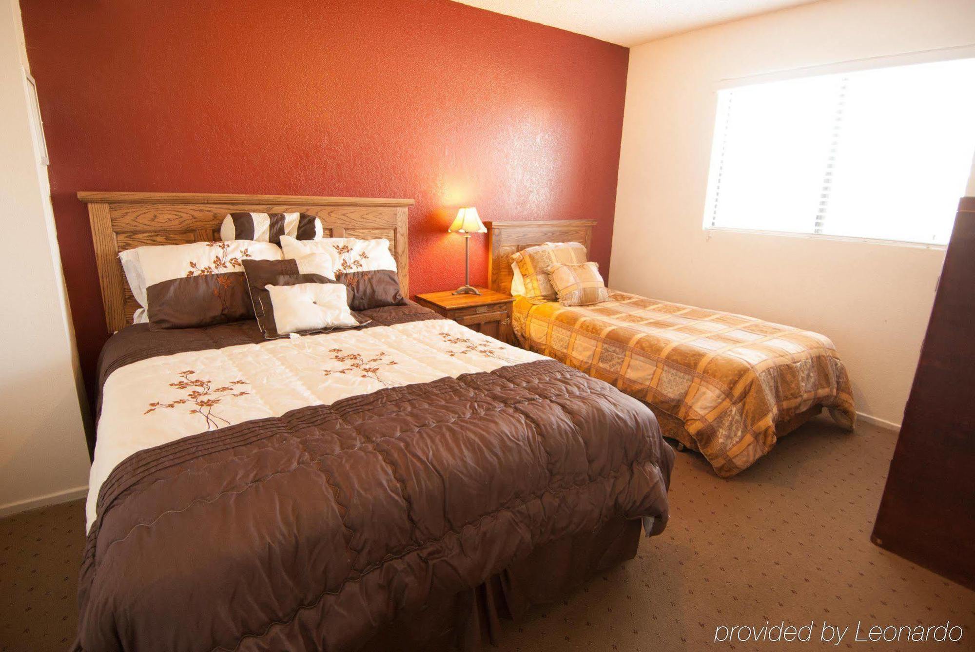 Sunnyvale Garden Suites - Joshua Tree National Park Туэнтинайн-Палмс Экстерьер фото