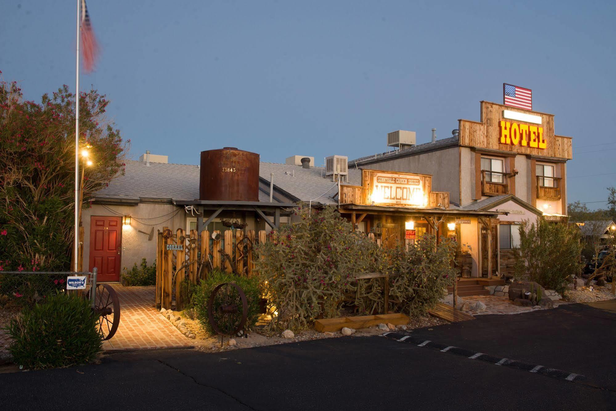 Sunnyvale Garden Suites - Joshua Tree National Park Туэнтинайн-Палмс Экстерьер фото
